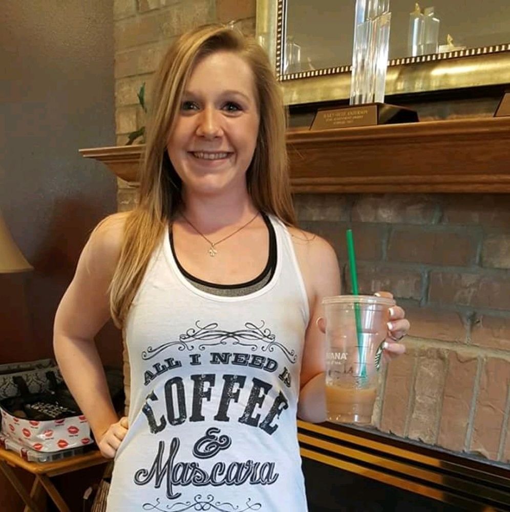 Meet your Posher, Aly